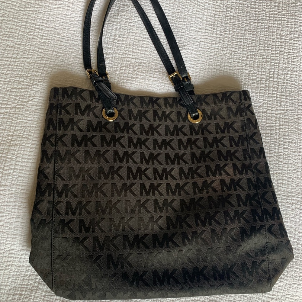Michael Kors Tote